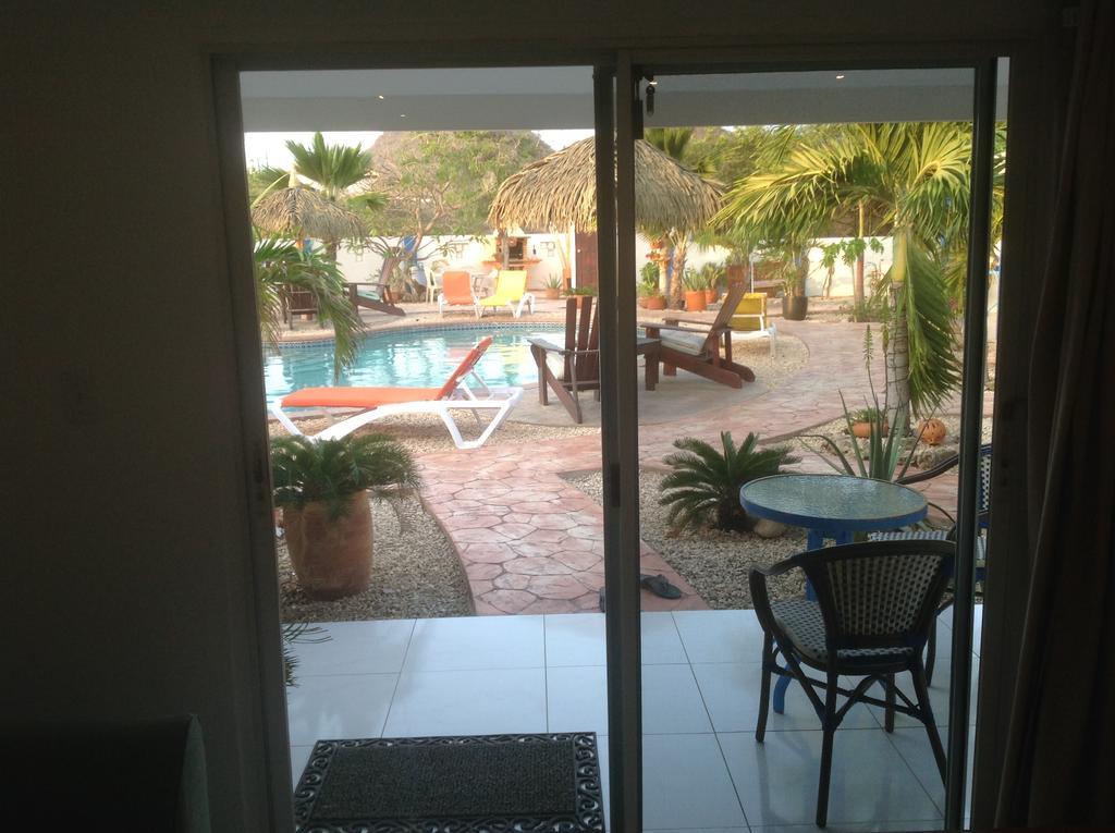 Hacienda Wayaca Apartments Oranjestad Eksteriør billede