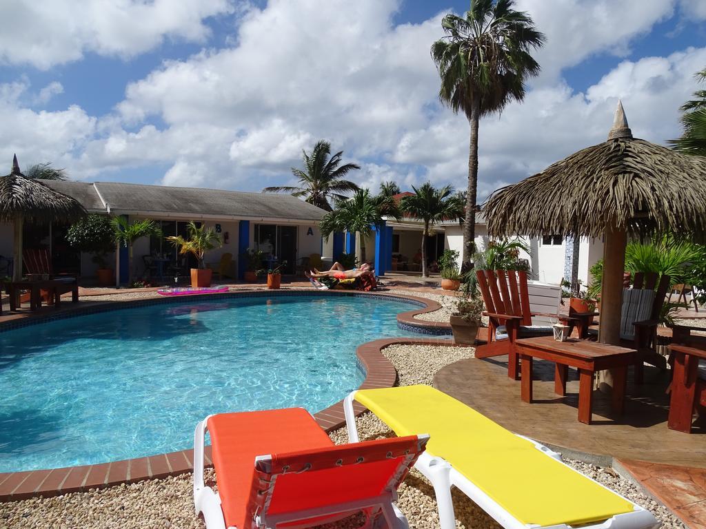 Hacienda Wayaca Apartments Oranjestad Eksteriør billede