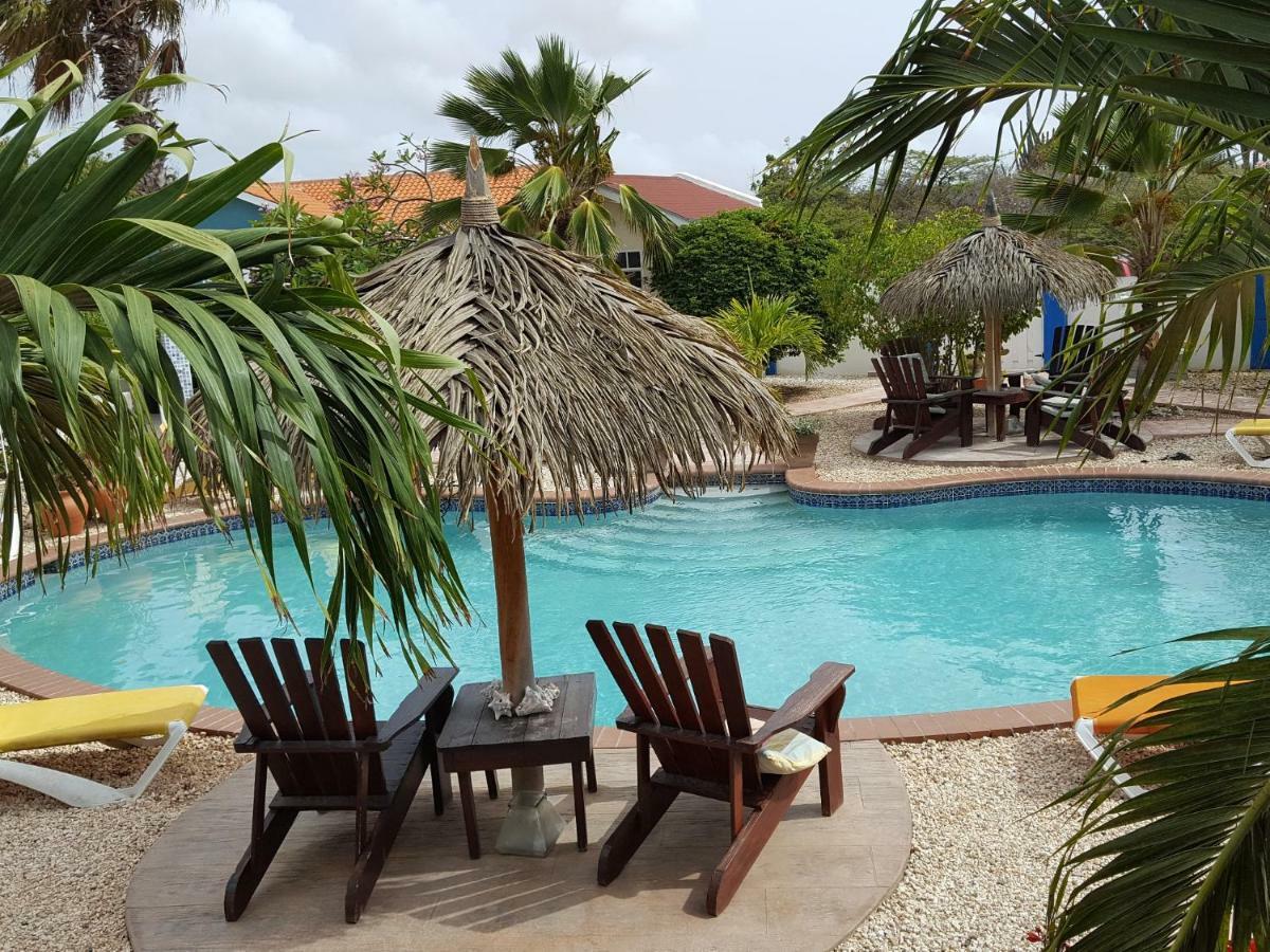 Hacienda Wayaca Apartments Oranjestad Eksteriør billede